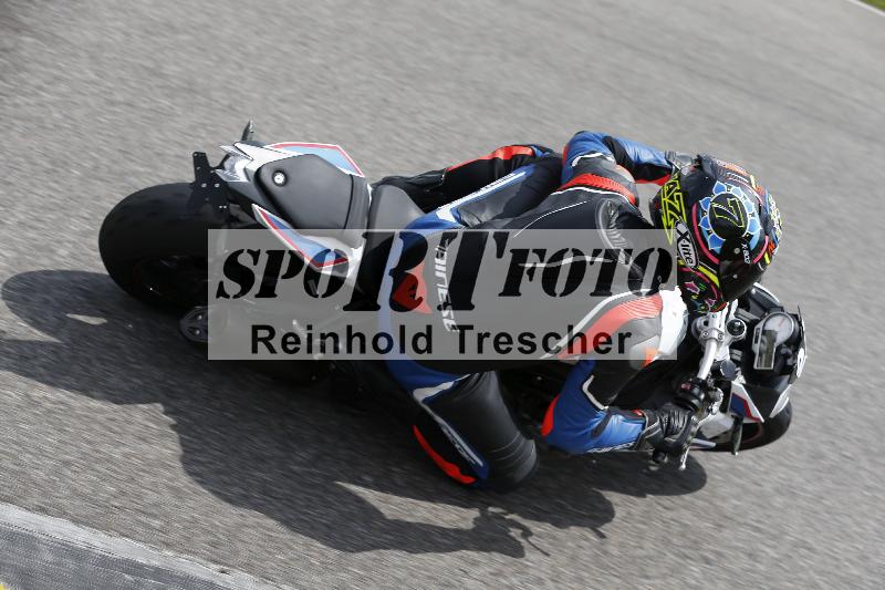 /Archiv-2024/29 12.06.2024 MOTO.CH Track Day ADR/Gruppe rot/25